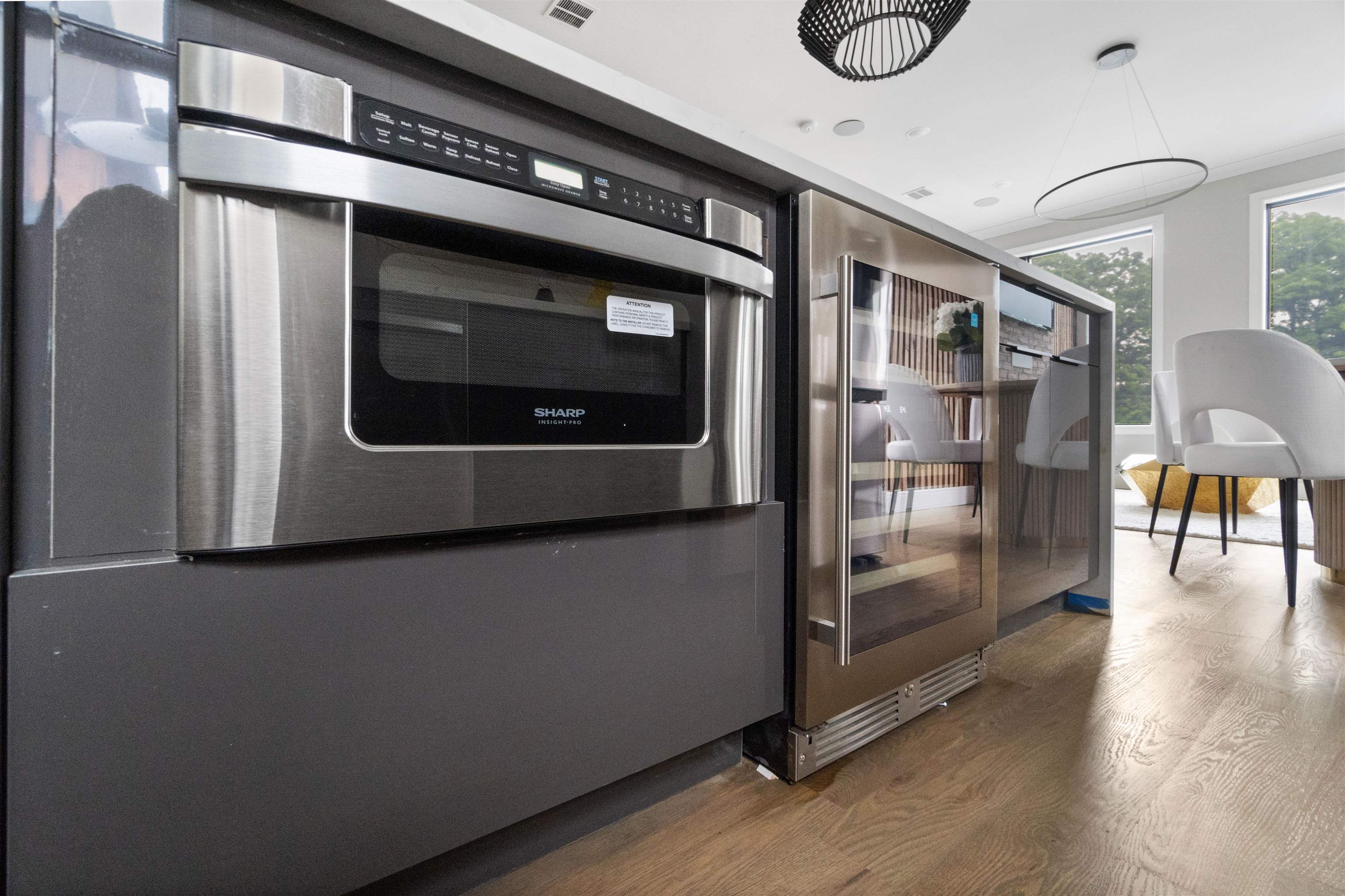 527 CENTRAL AVE Unit: B