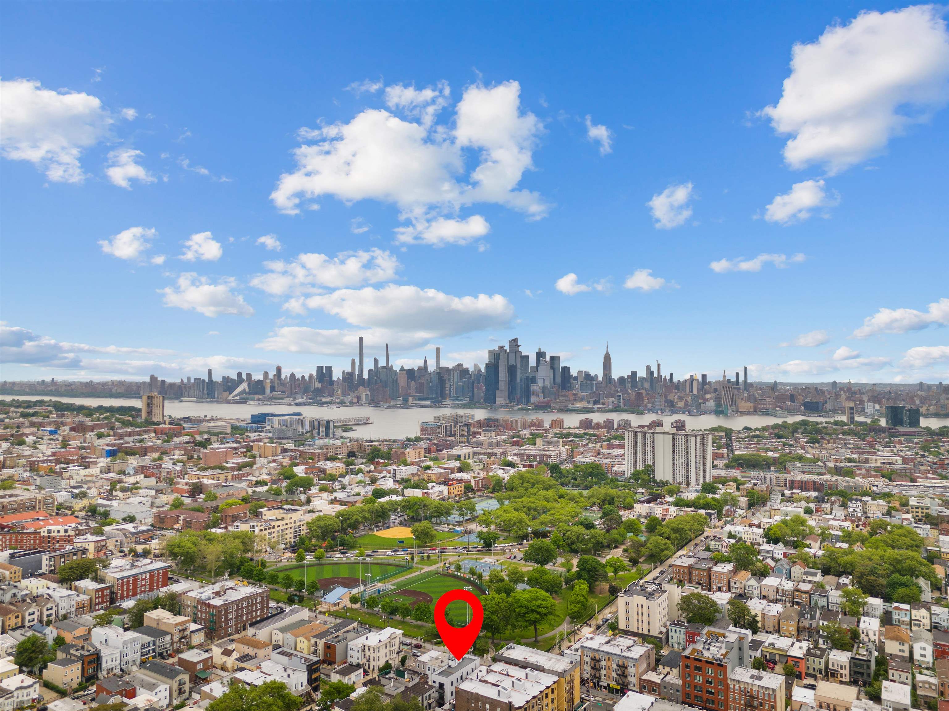 527 CENTRAL AVE Unit: B