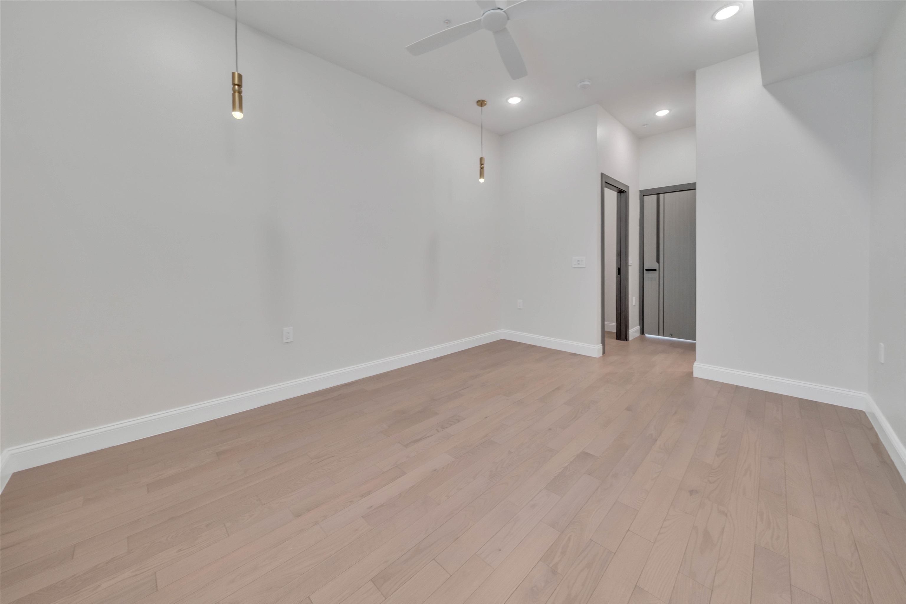 414 NEW YORK AVE Unit: D