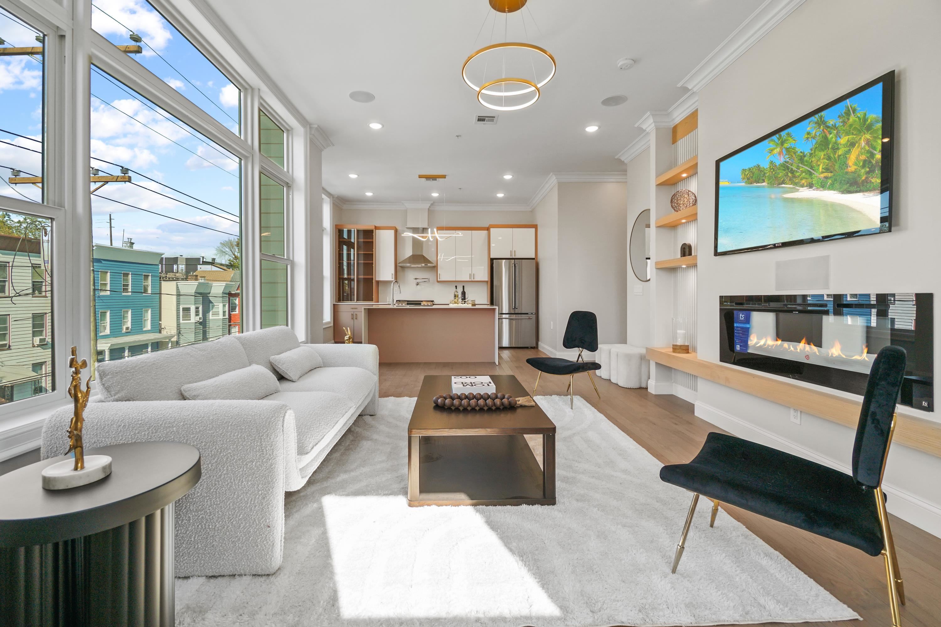 414 NEW YORK AVE Unit: D