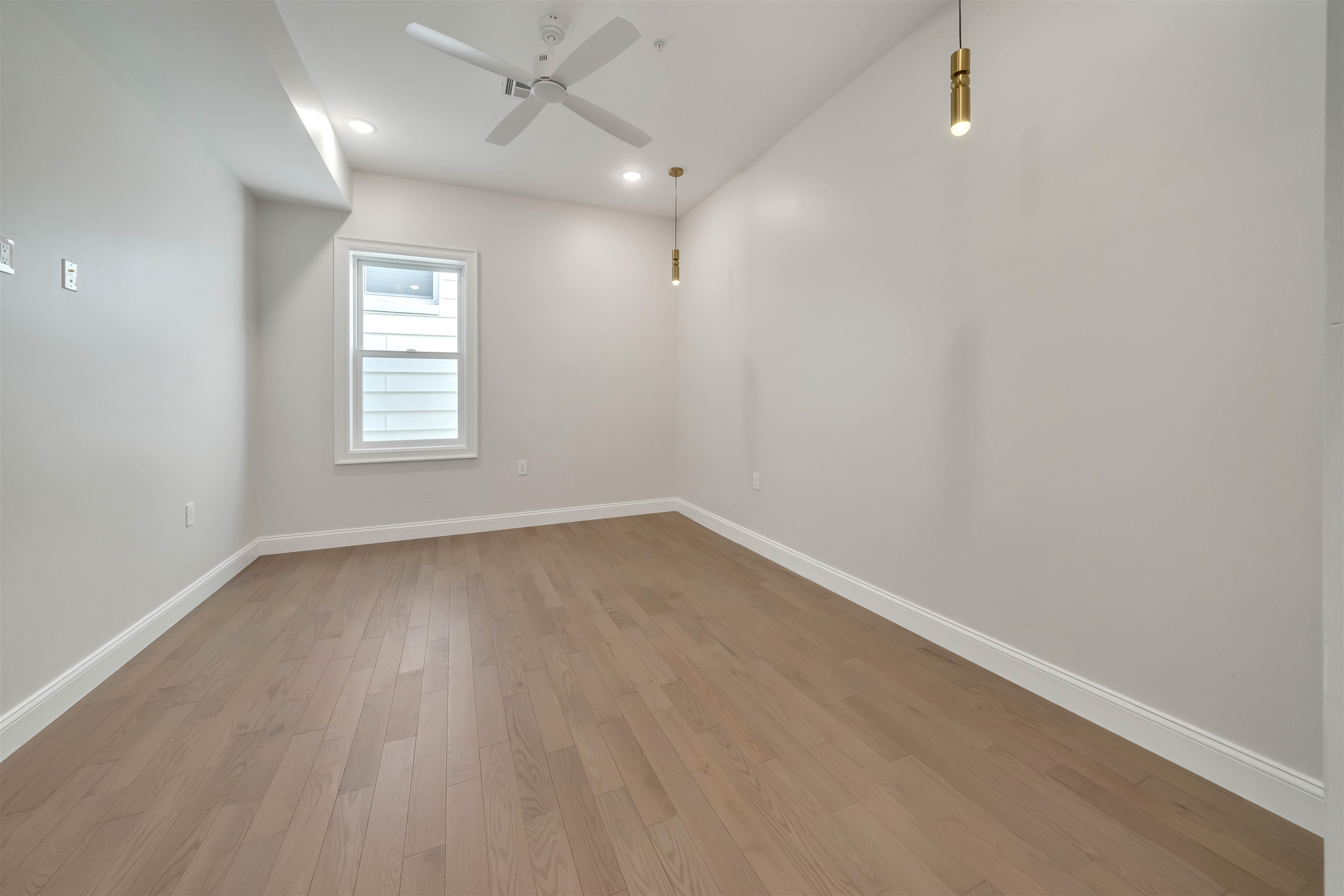 414 NEW YORK AVE Unit: D