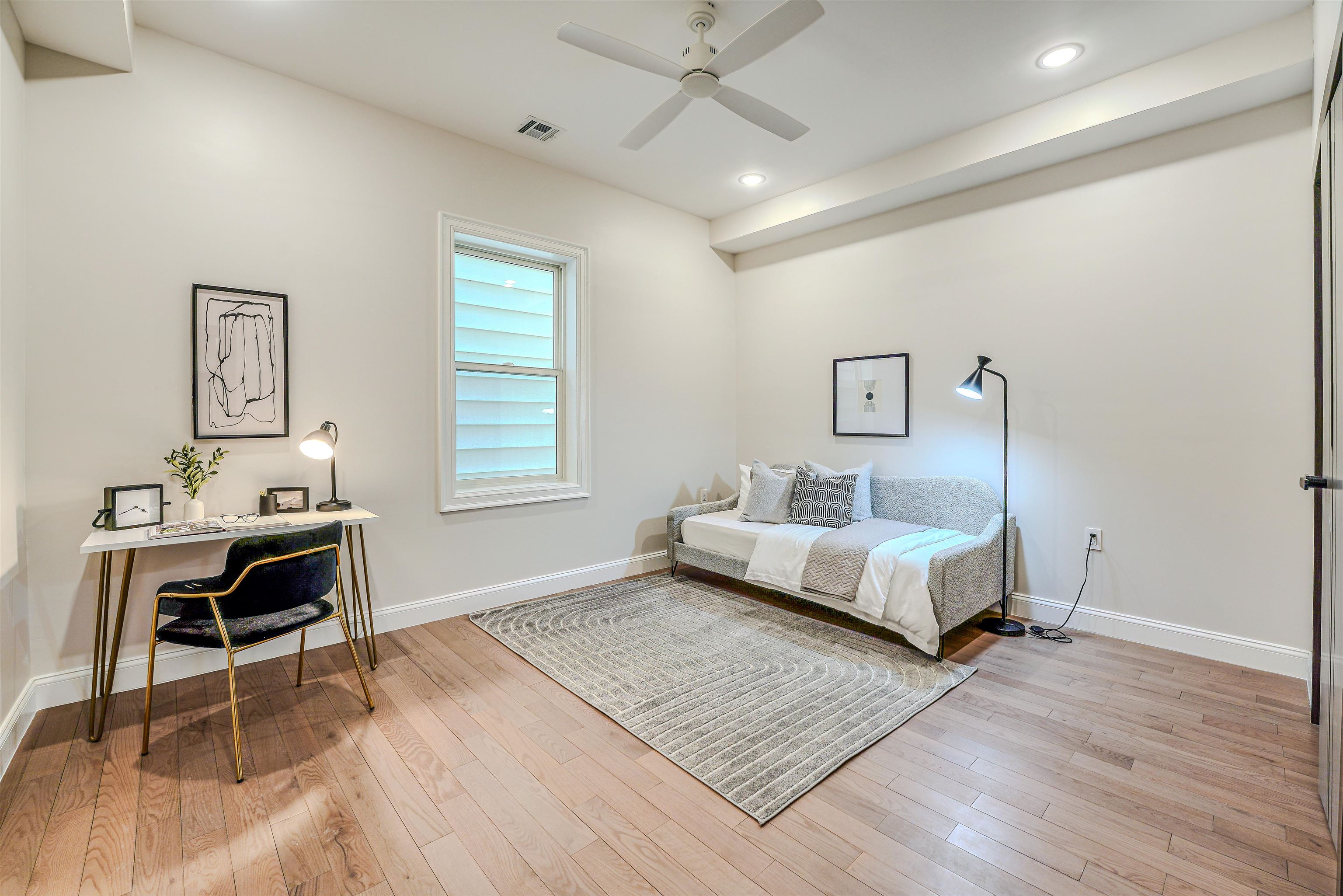 414 NEW YORK AVE Unit: 2