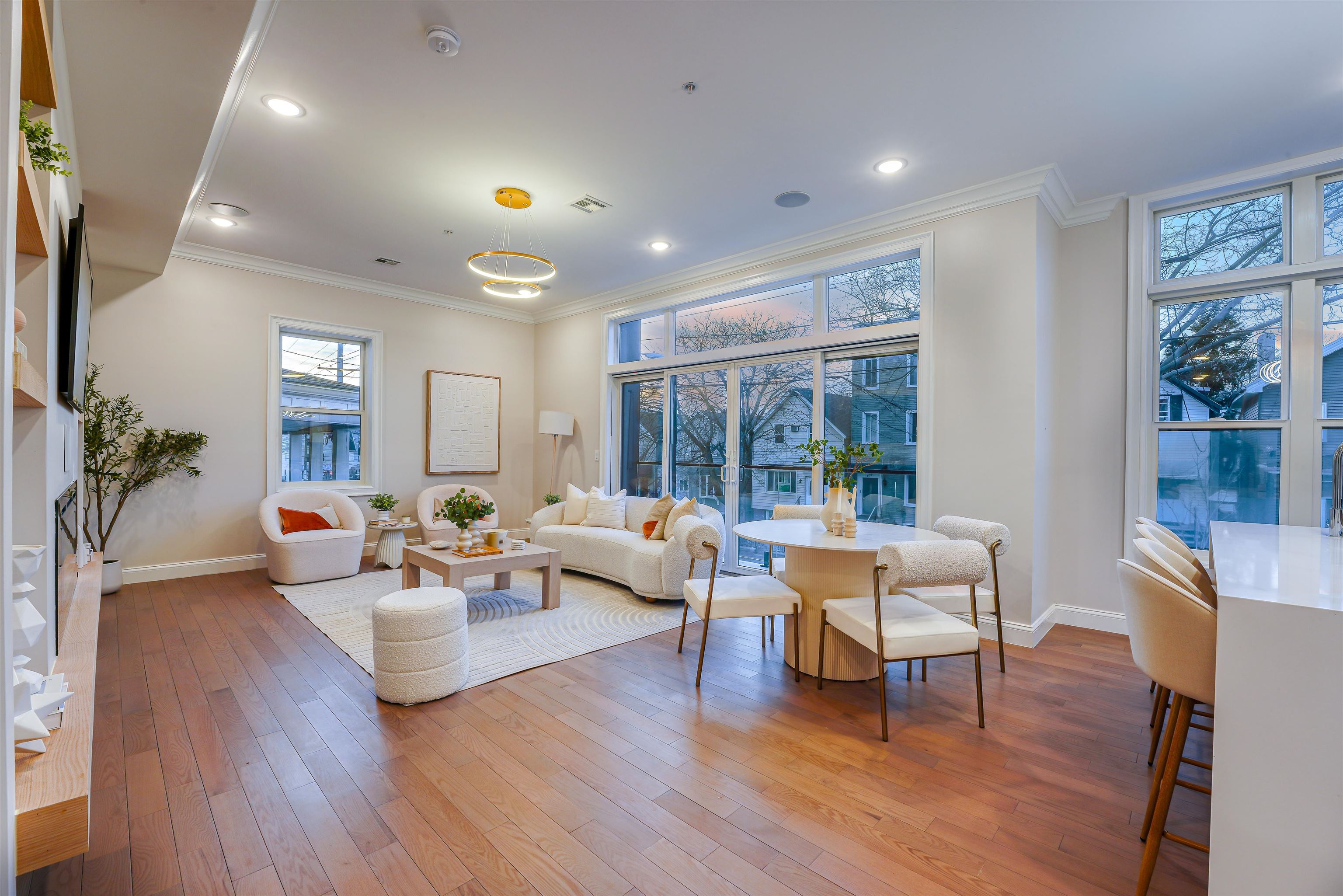 414 NEW YORK AVE Unit: 2