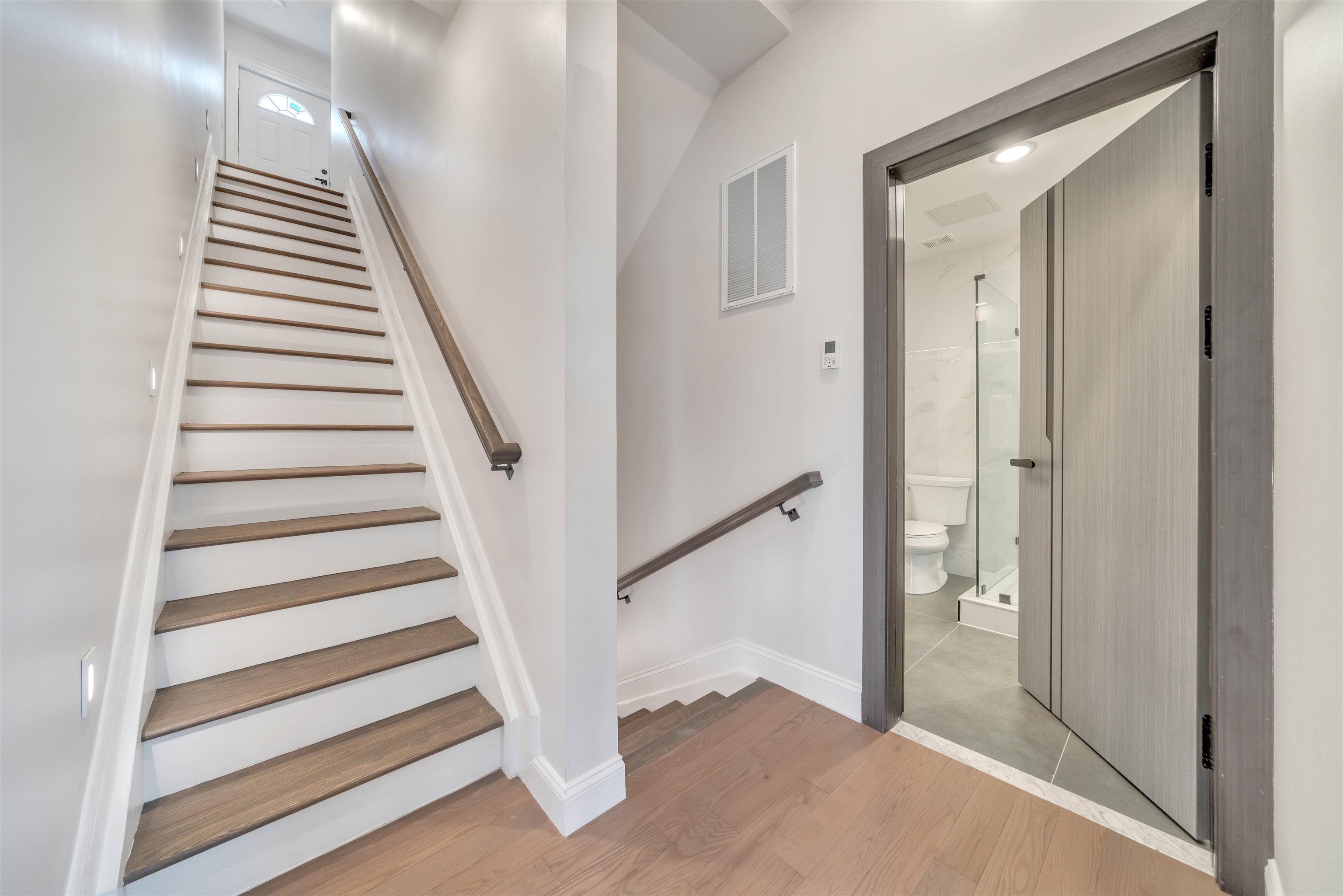 414 NEW YORK AVE Unit: 2