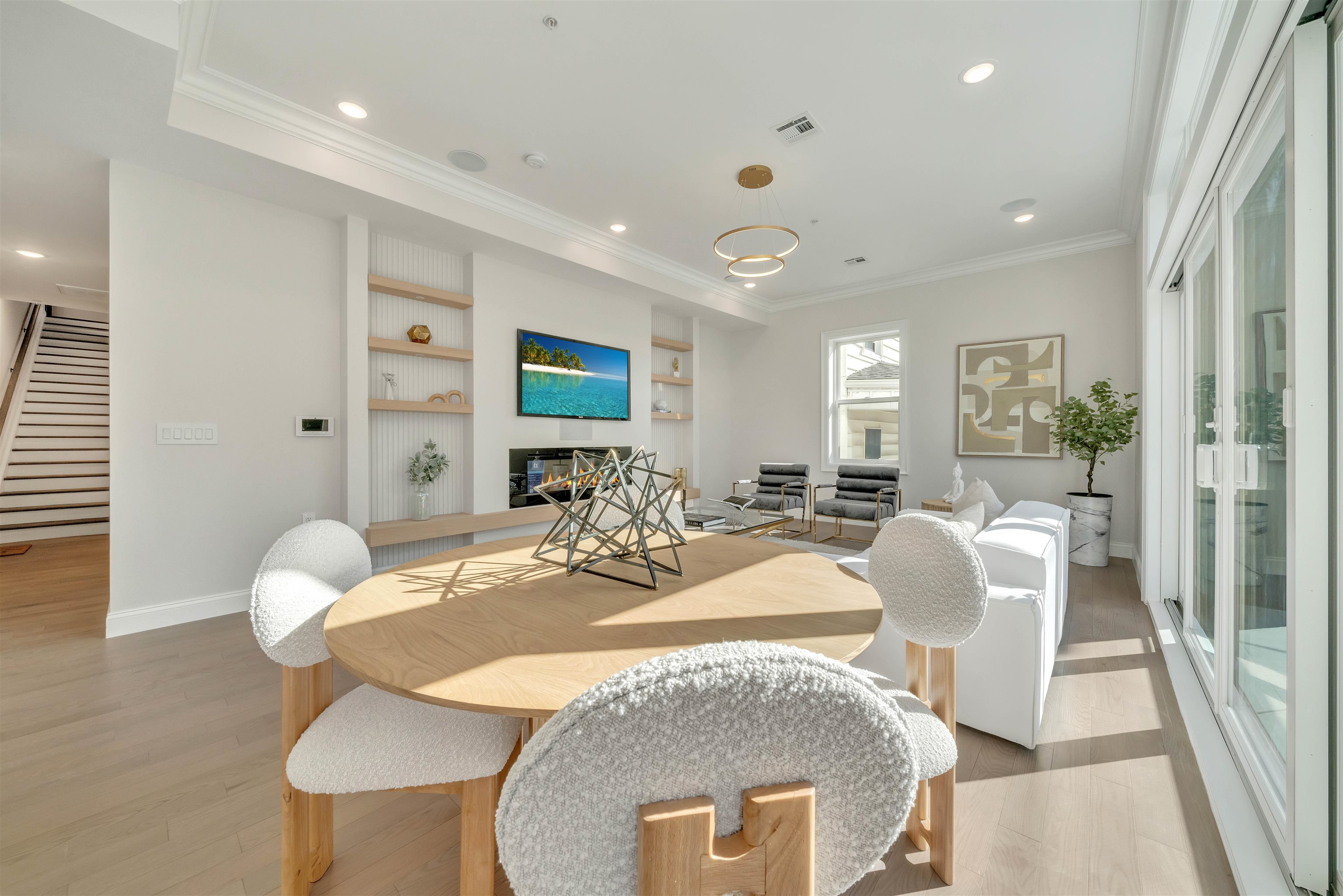 414 NEW YORK AVE Unit: 2