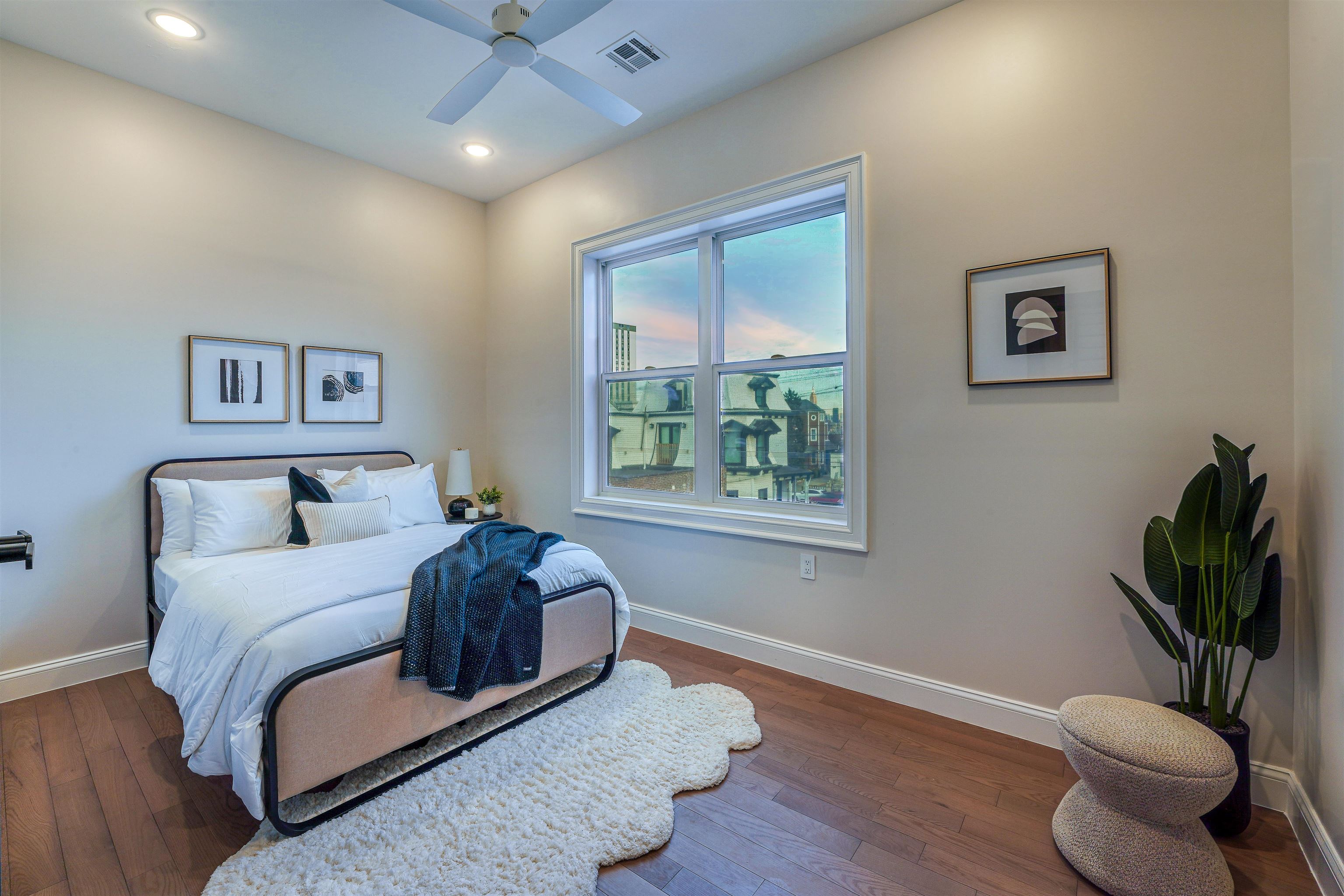 414 NEW YORK AVE Unit: 2