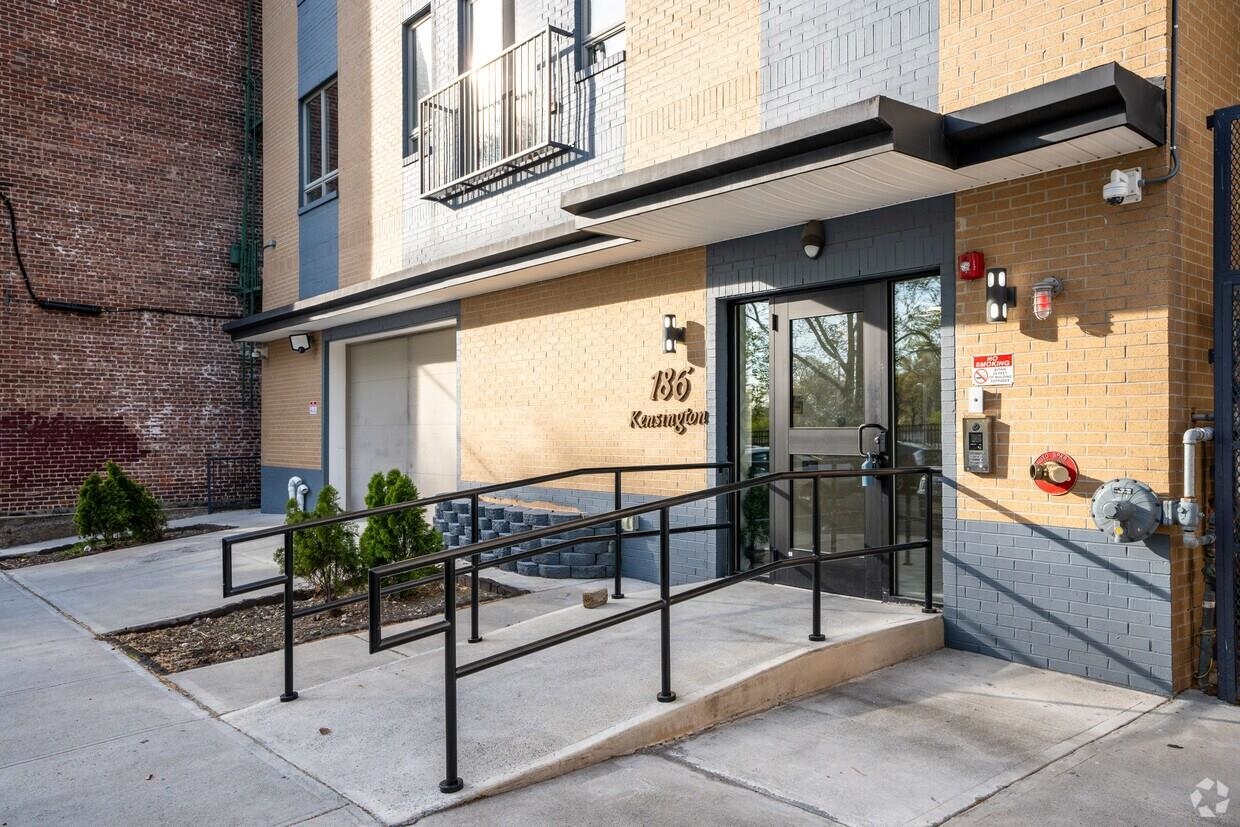 186 - 188 KENSINGTON AVE