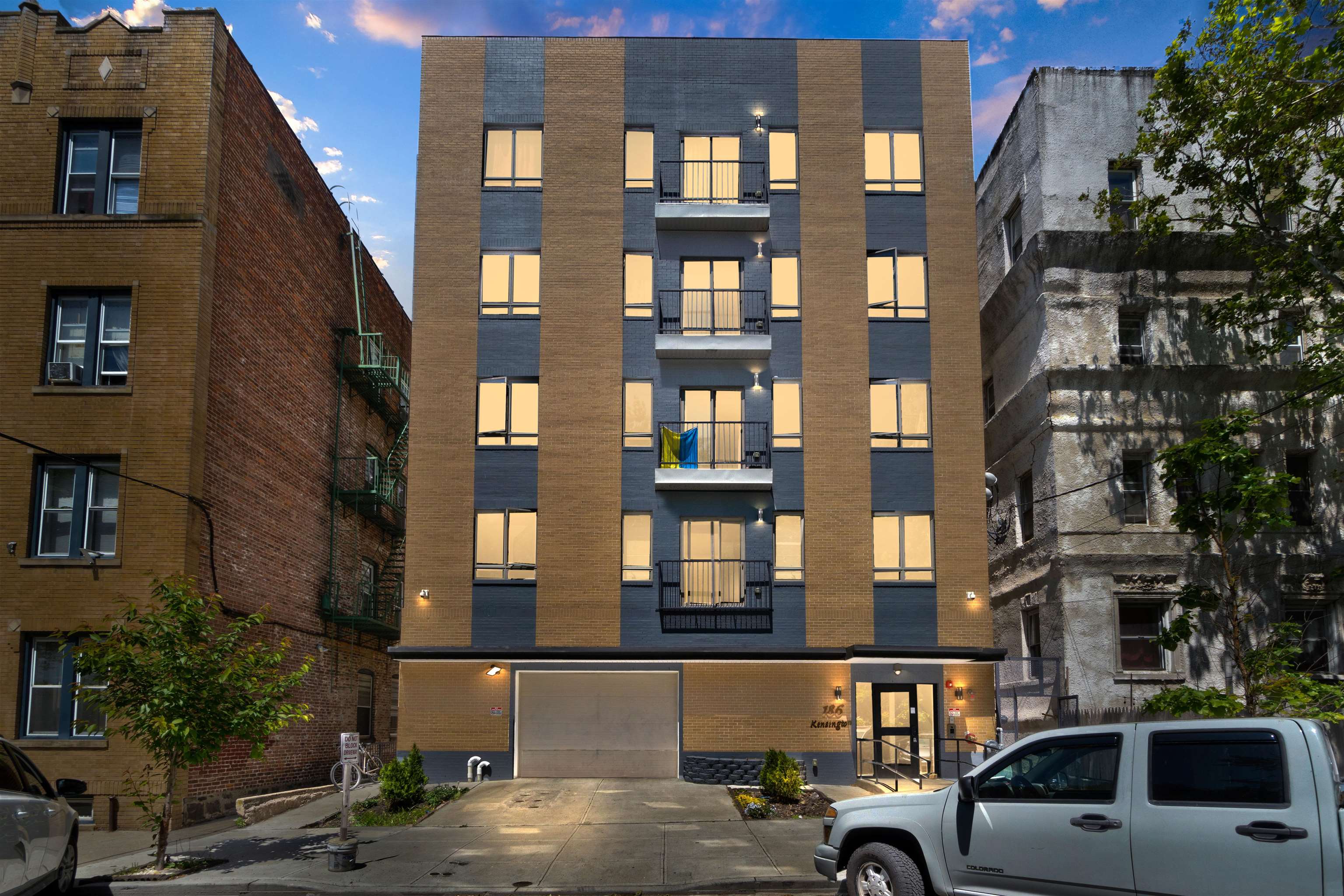 186 - 188 KENSINGTON AVE