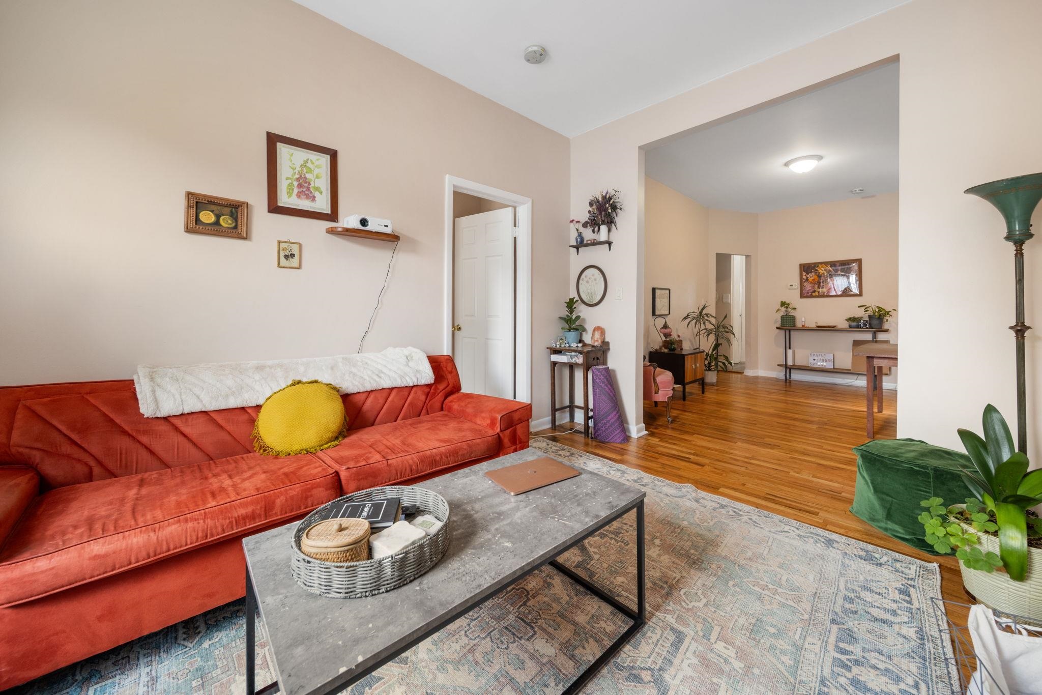 91 ROMAINE AVE