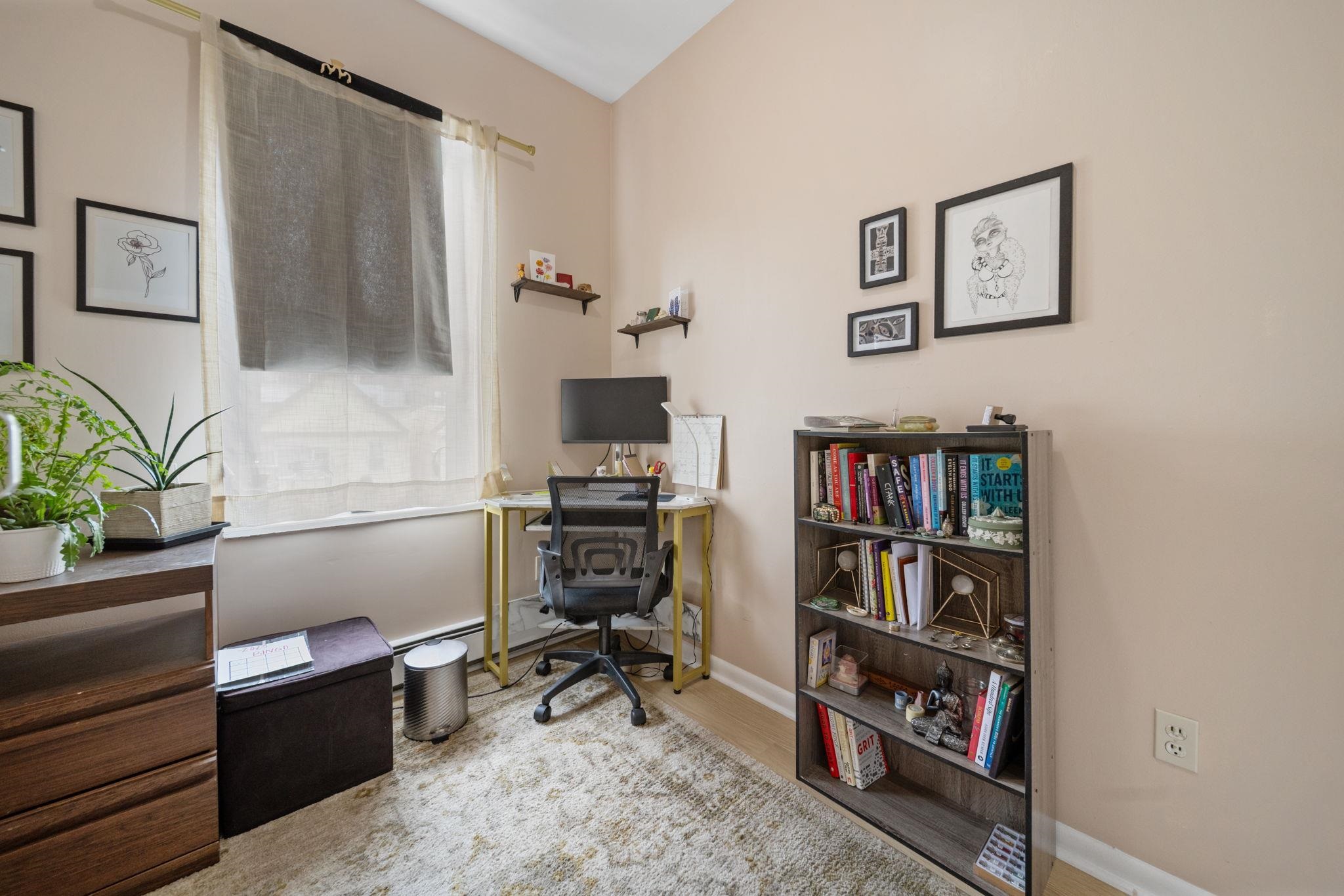 91 ROMAINE AVE