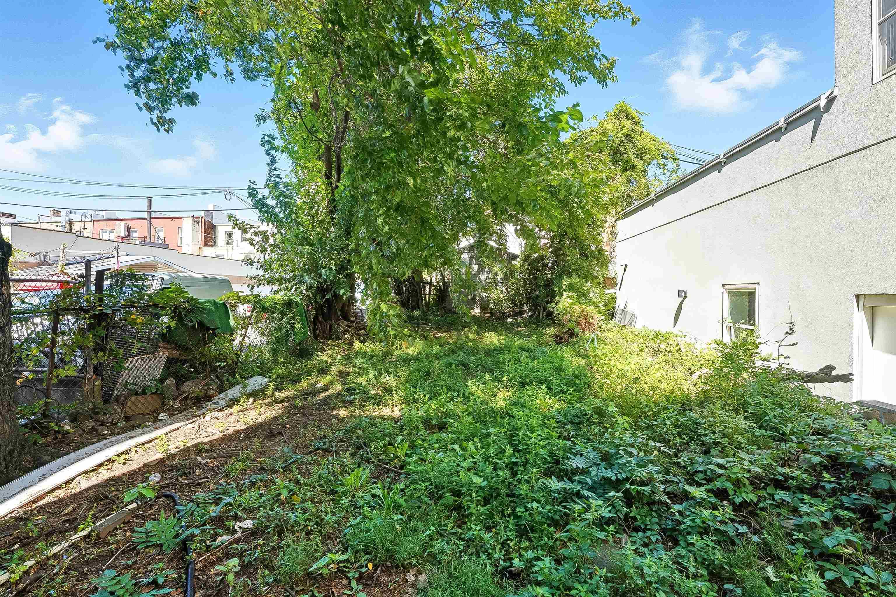 64 COTTAGE ST
