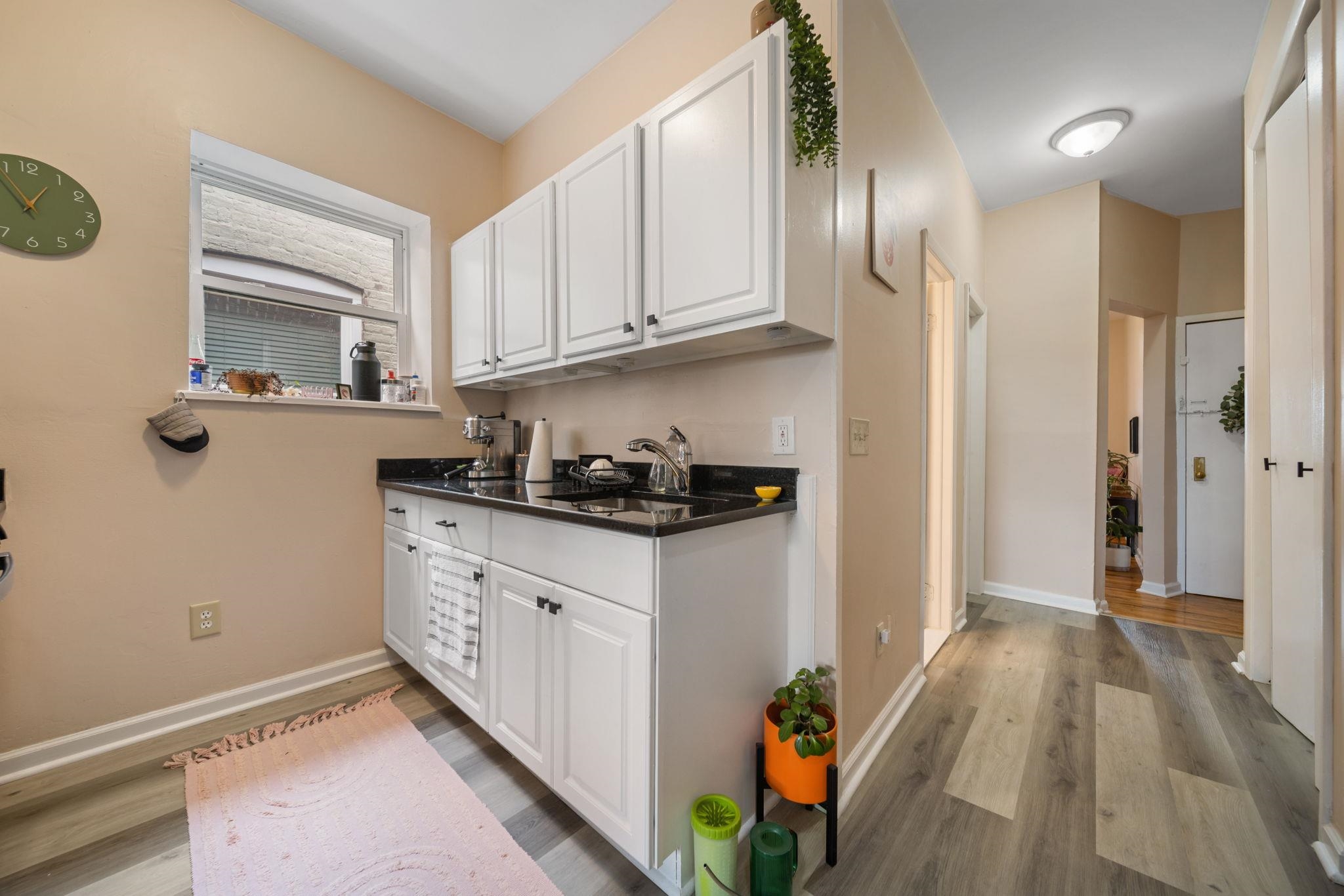 91 ROMAINE AVE Unit: 1-7