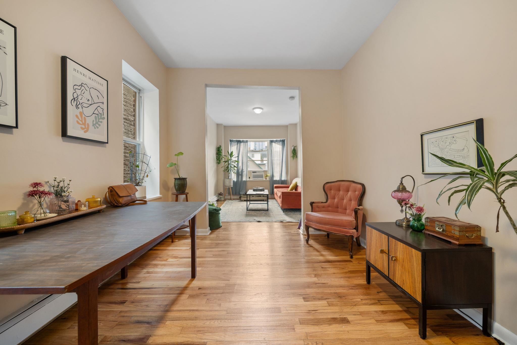 91 ROMAINE AVE Unit: 1-7