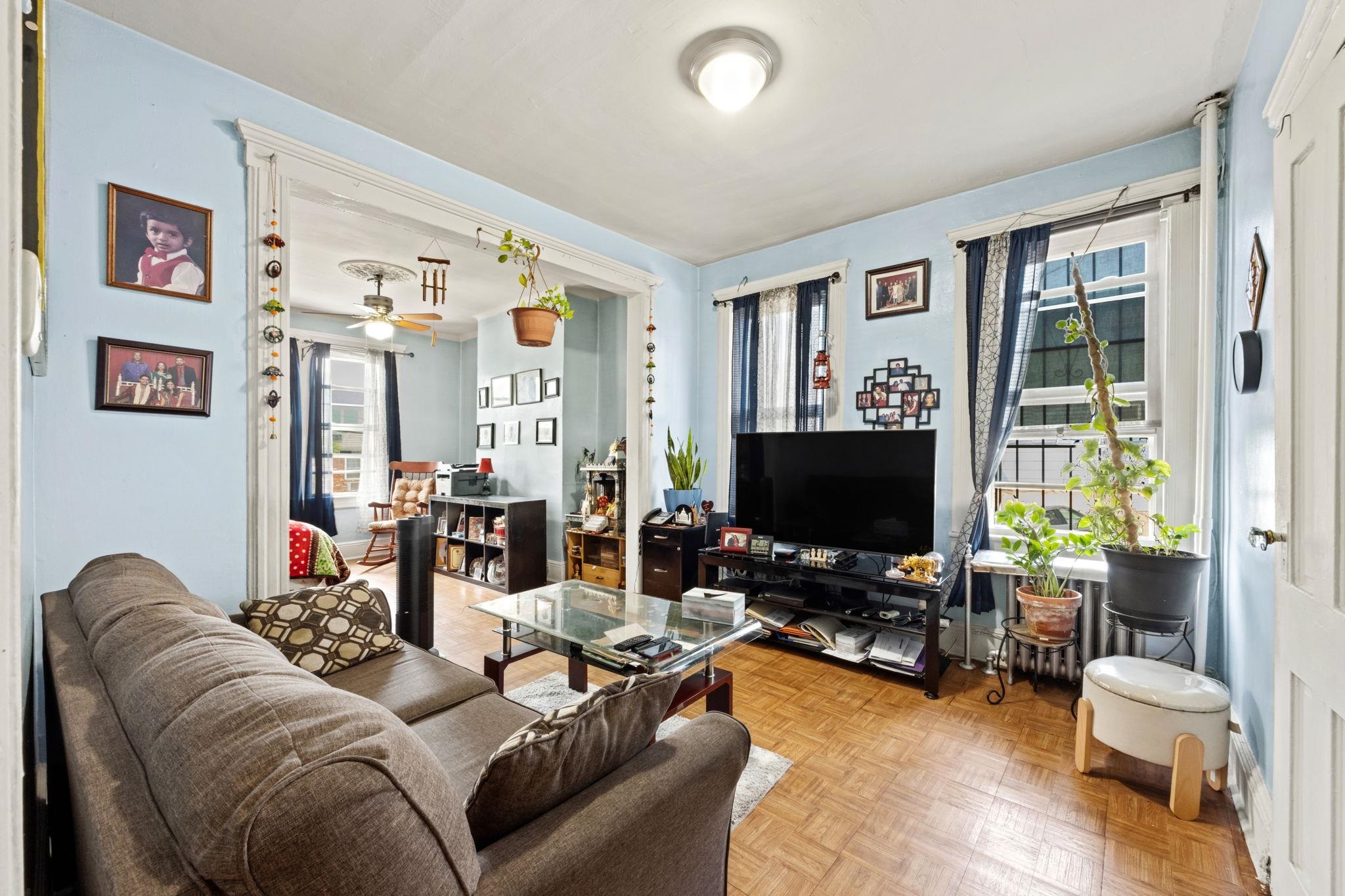 22A SKILLMAN AV JOURNAL SQUARE