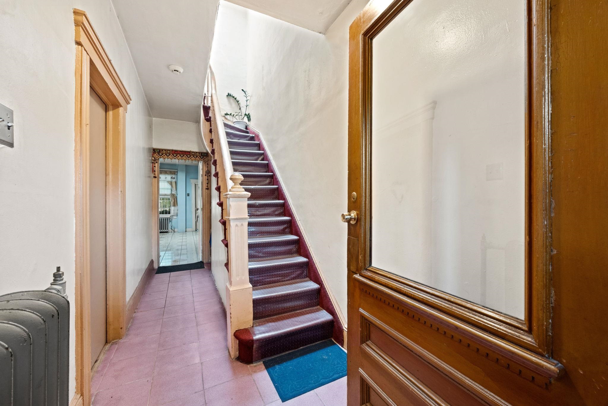 22A SKILLMAN AV JOURNAL SQUARE