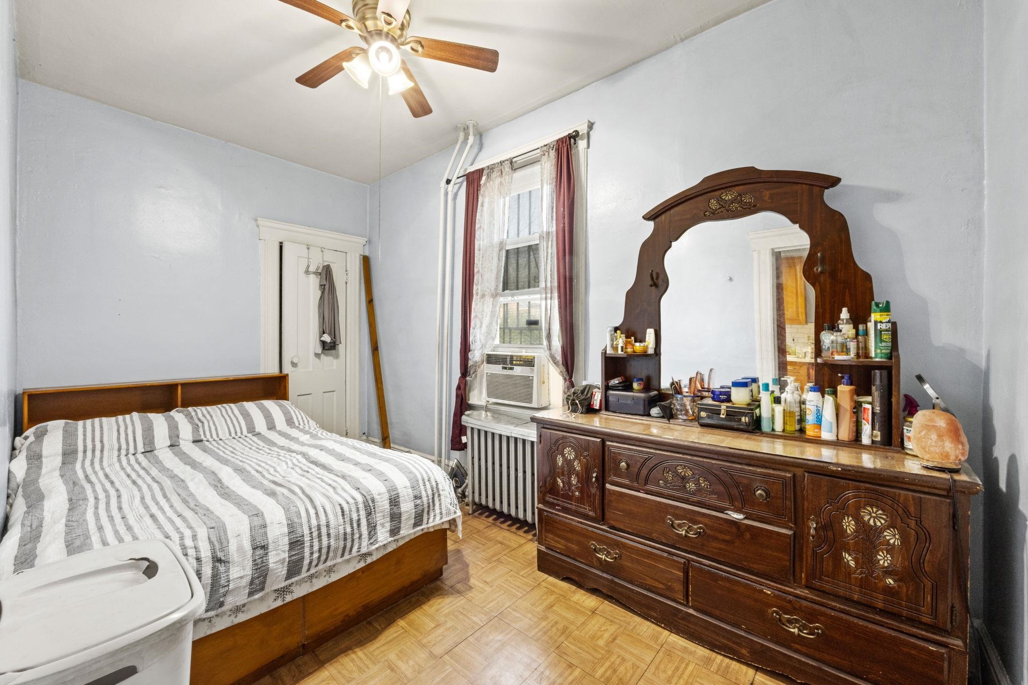 22A SKILLMAN AV JOURNAL SQUARE