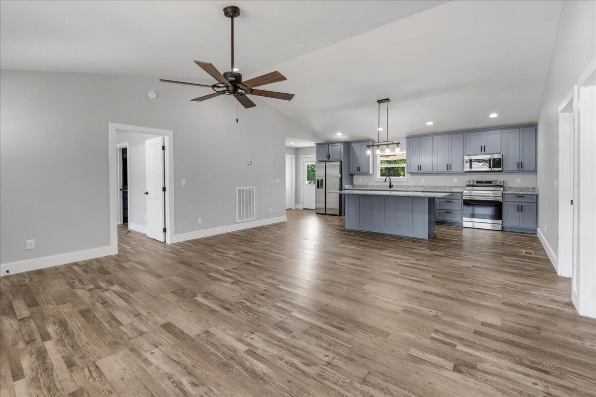 150 Marion Farms Drive, 11