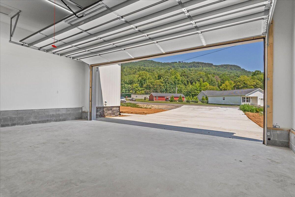 150 Marion Farms Drive, 11