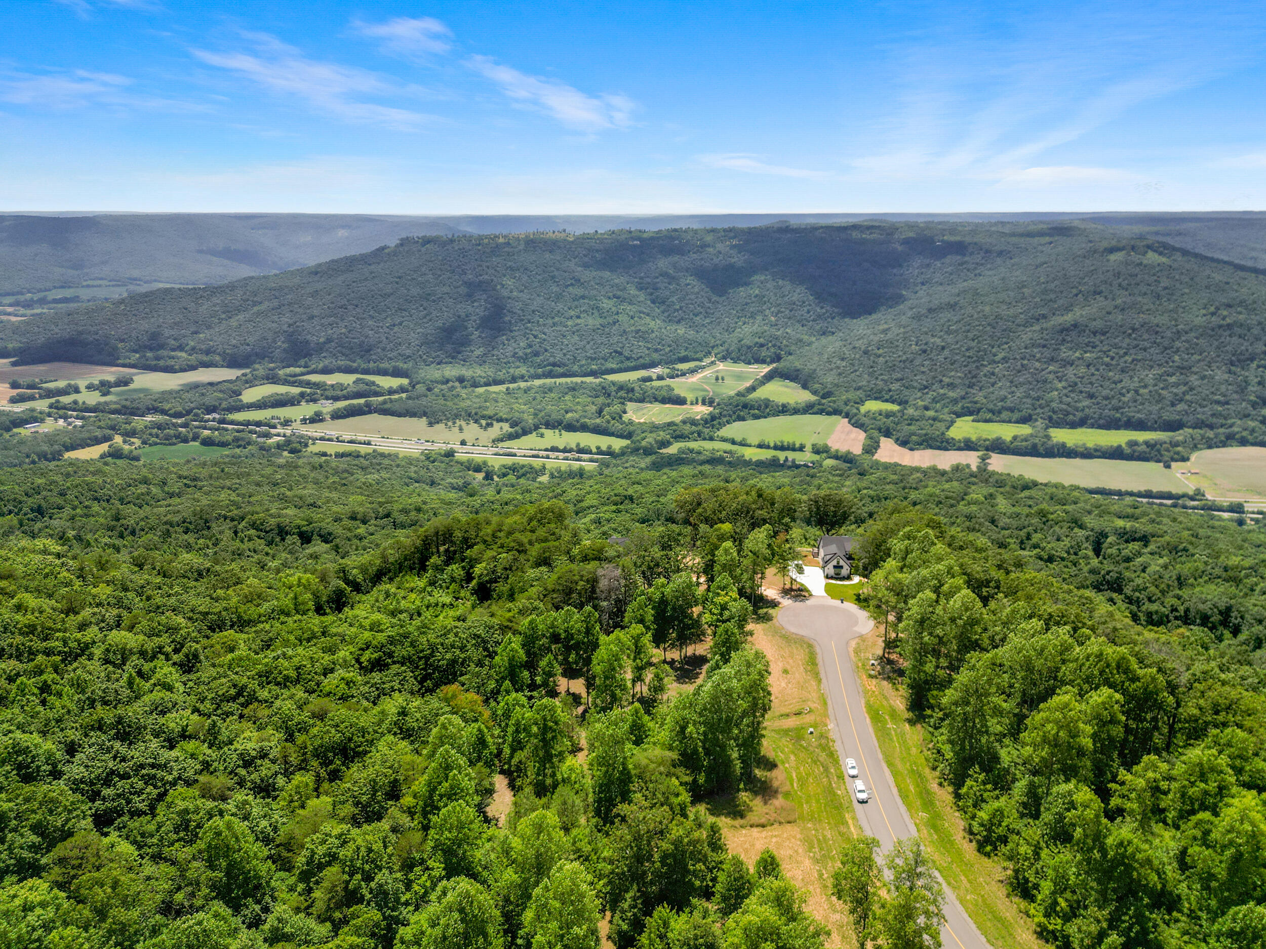 1395 Cherokee Path, Jf260