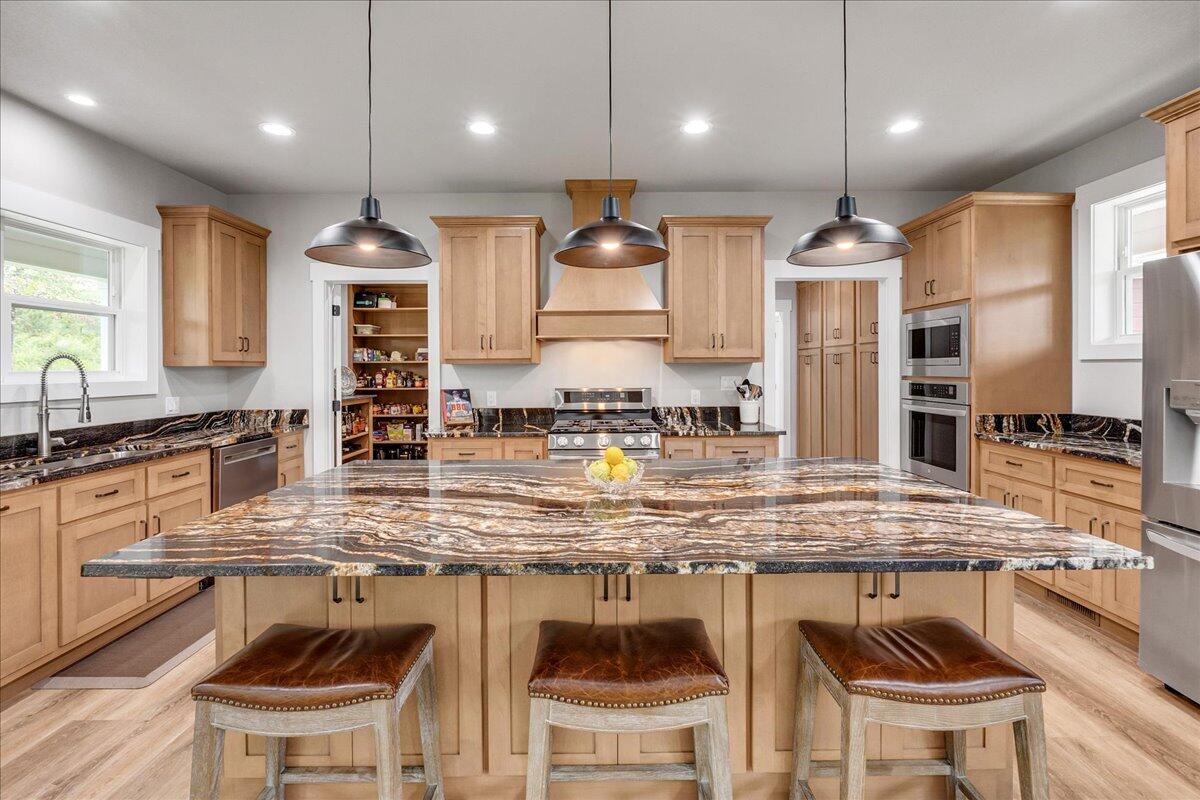 1665 River Bluffs Drive