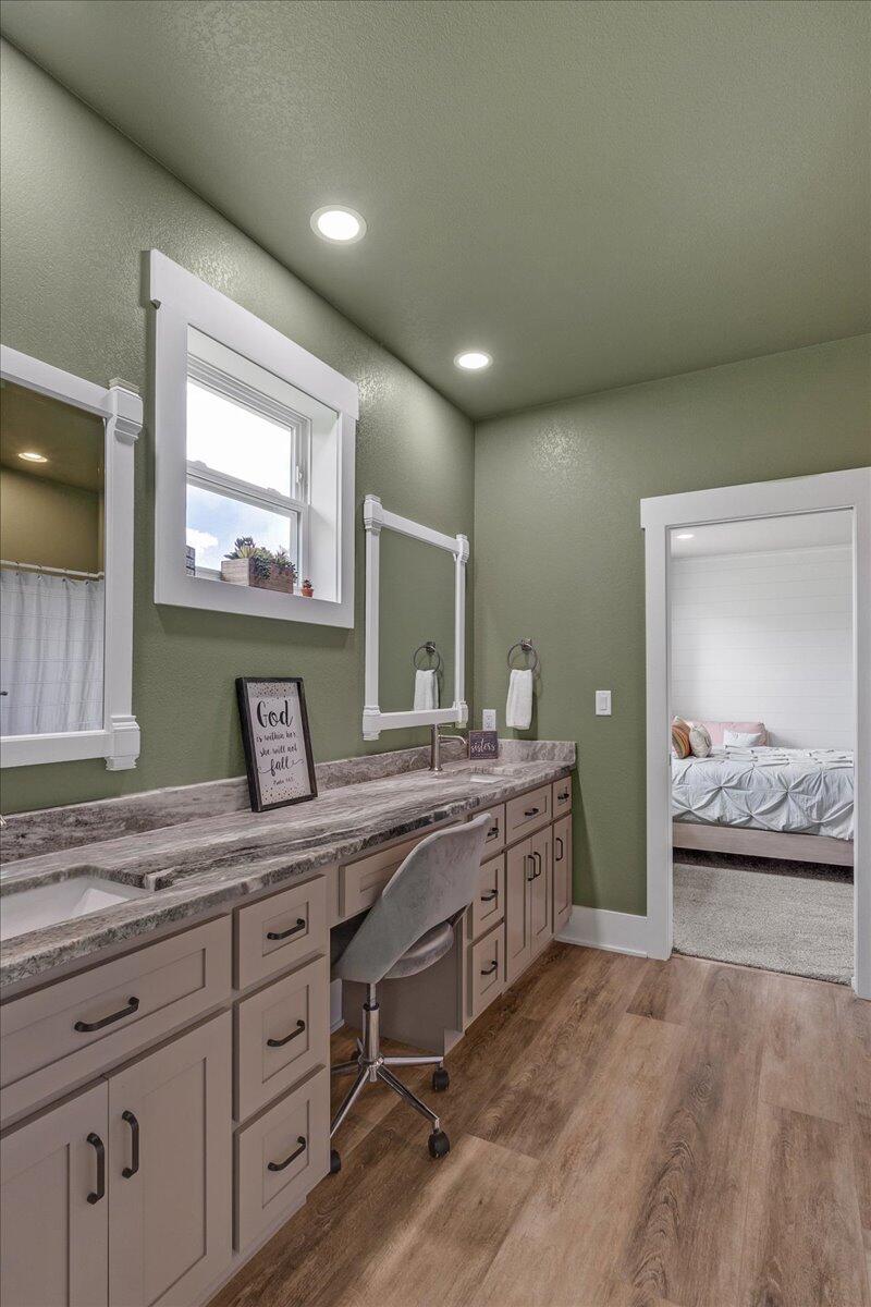 1665 River Bluffs Drive