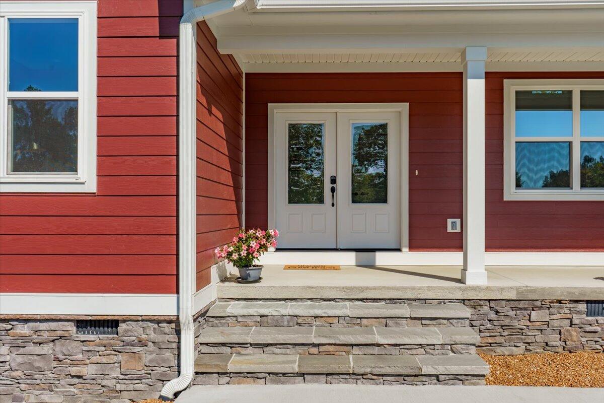 1665 River Bluffs Drive