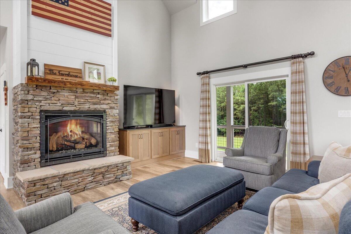 1665 River Bluffs Drive