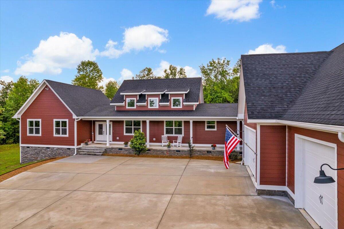 1665 River Bluffs Drive