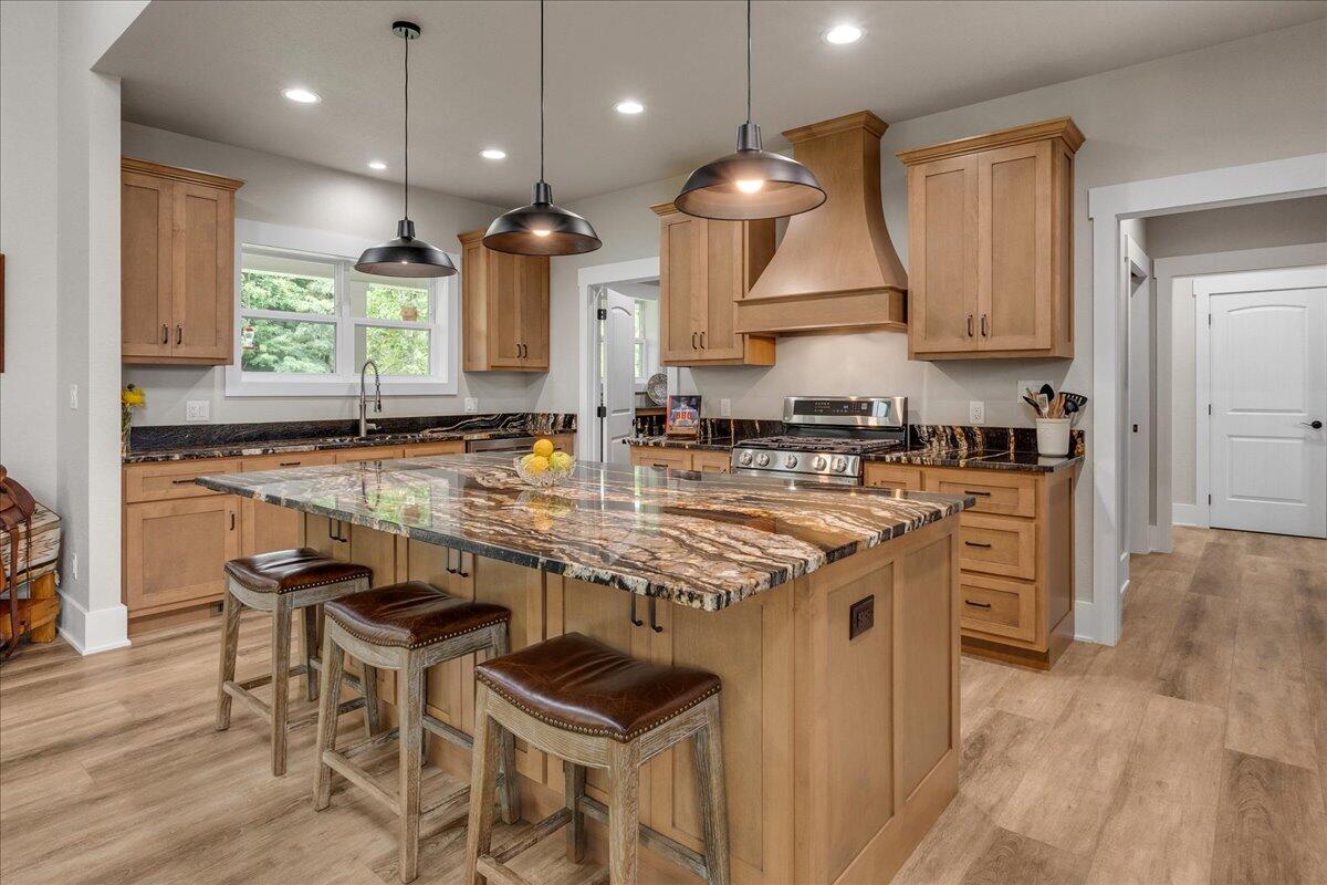 1665 River Bluffs Drive