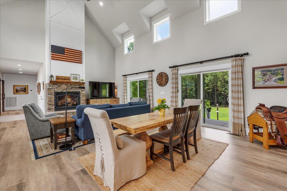 1665 River Bluffs Drive