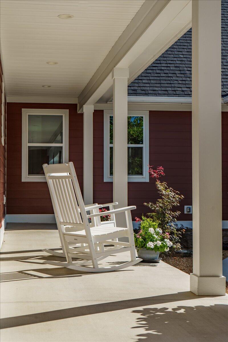 1665 River Bluffs Drive