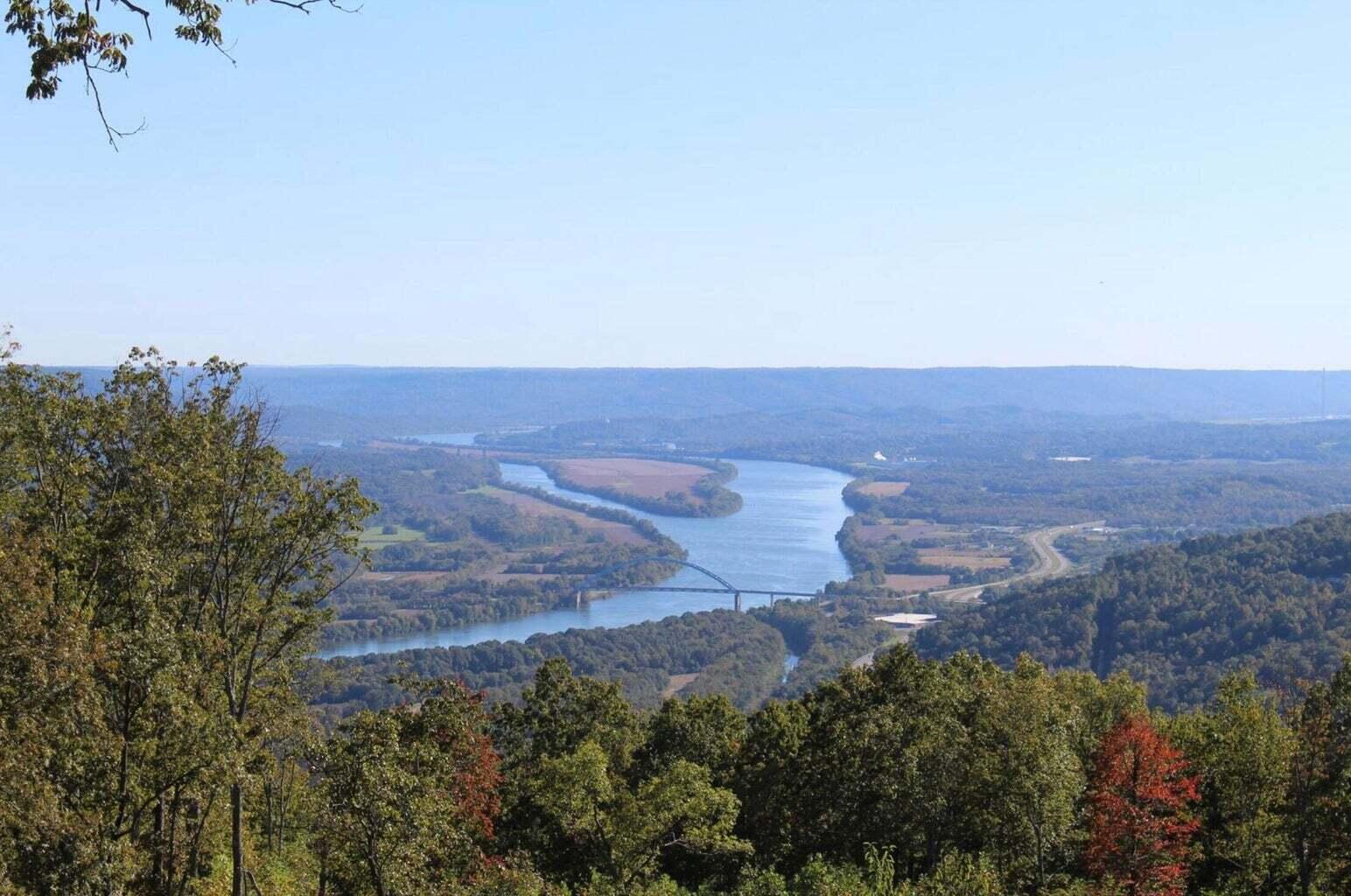 000 Crockett Point, 170