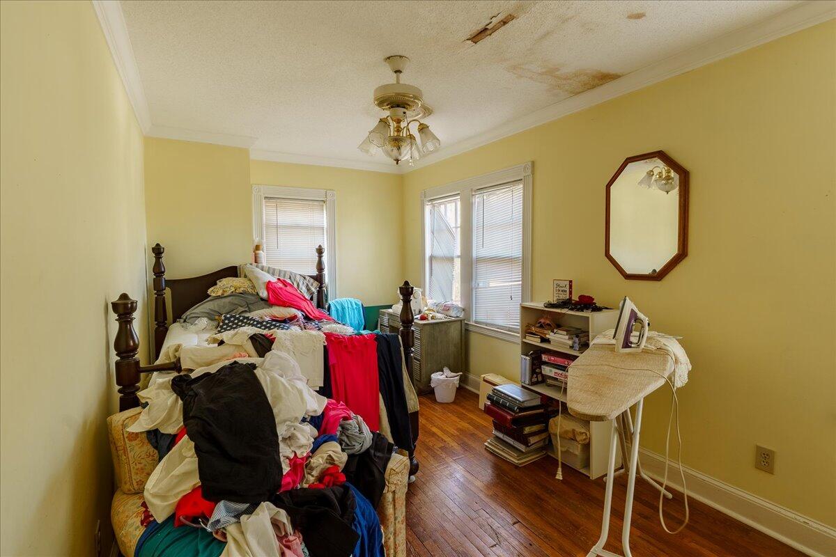 1016 Holly Avenue
