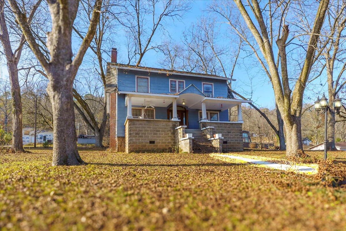 1016 Holly Avenue
