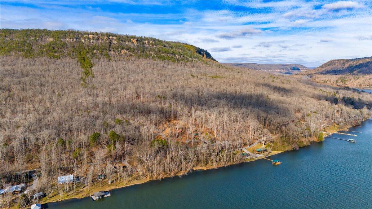 10495 Mullins Cove Road