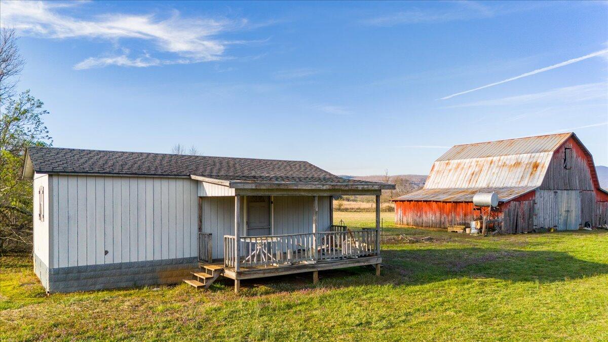 11414 Upper East Valley Road