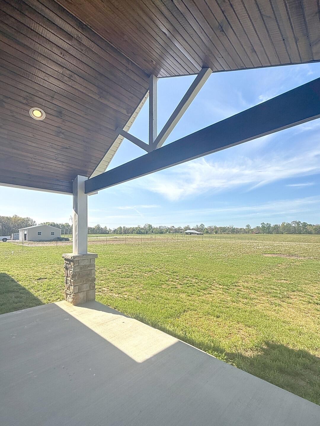 589 County Road, 291