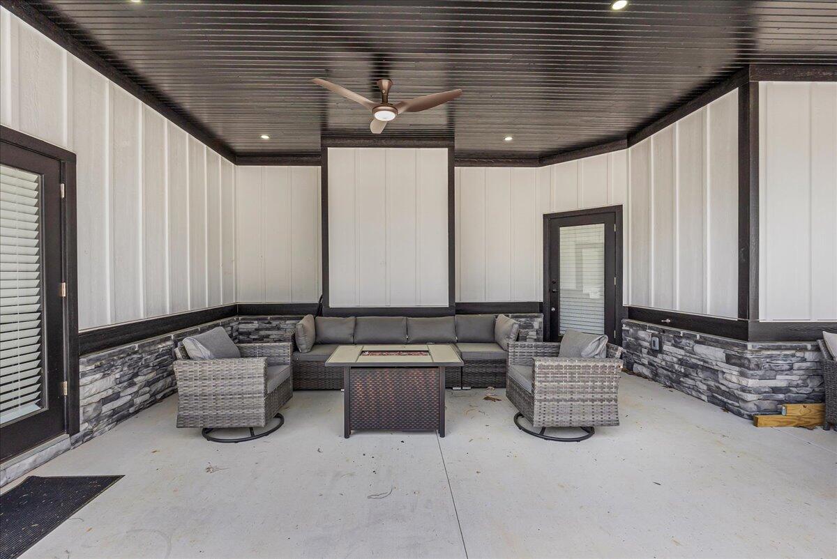 4660 S Pittsburg Mountain Road