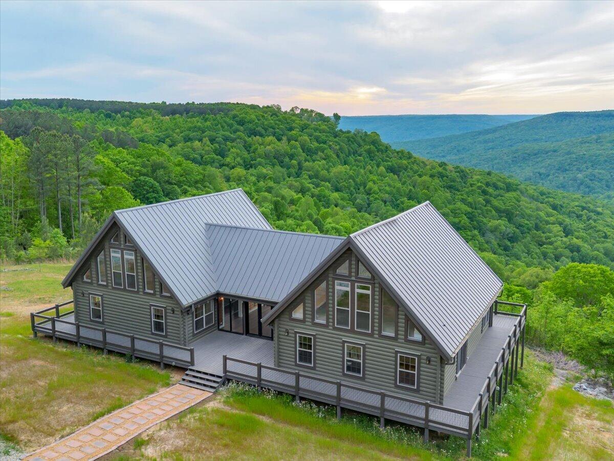 315 Morris Point Lane