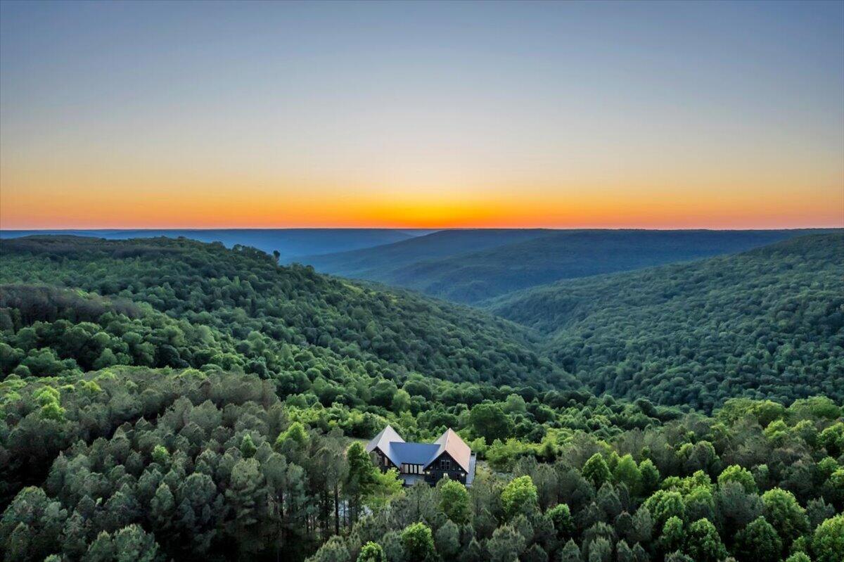 315 Morris Point Lane