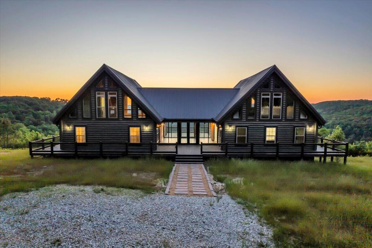 315 Morris Point Lane