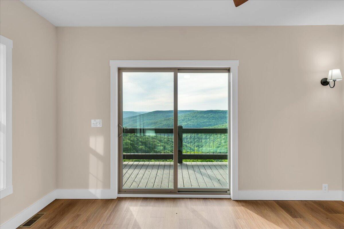 315 Morris Point Lane