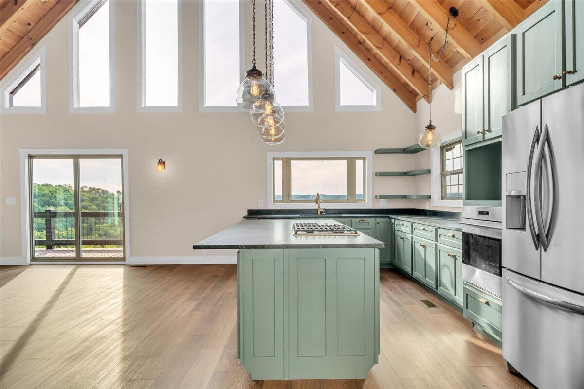 315 Morris Point Lane