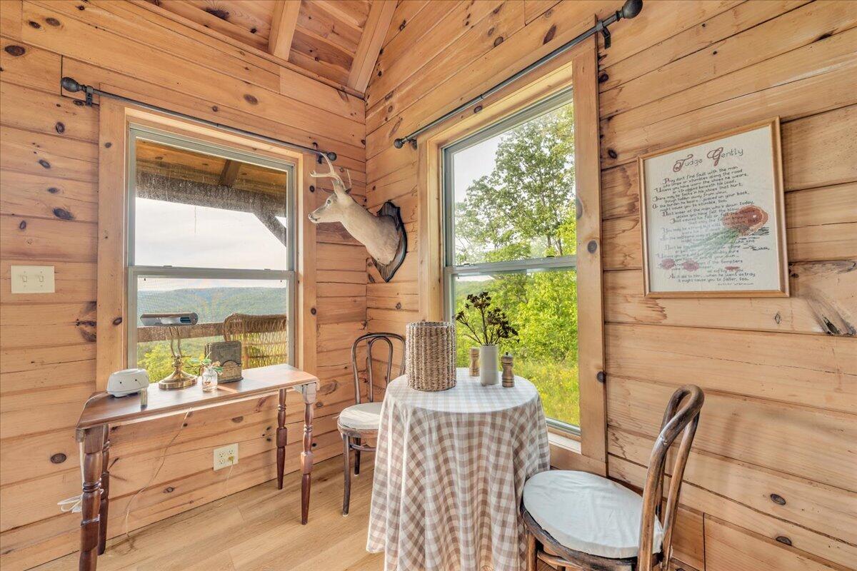 315 Morris Point Lane