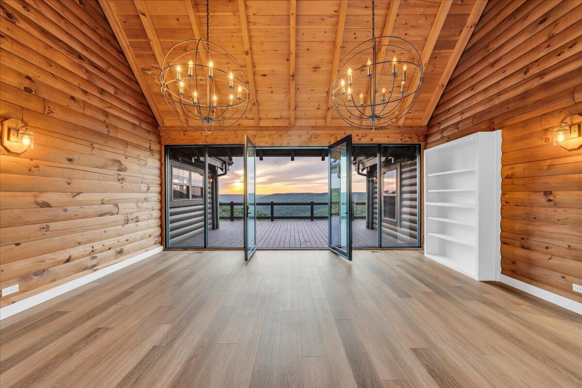 315 Morris Point Lane