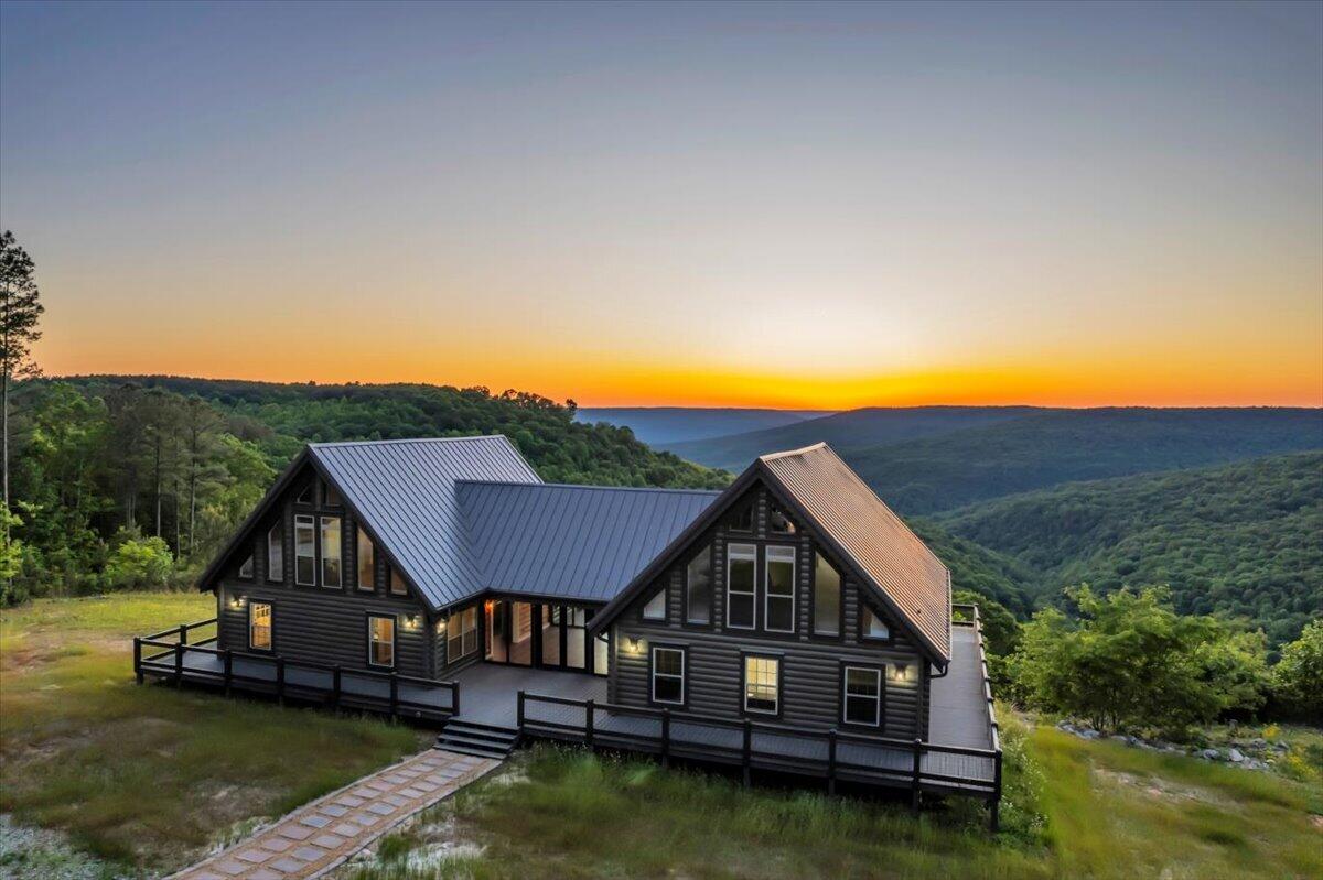 315 Morris Point Lane