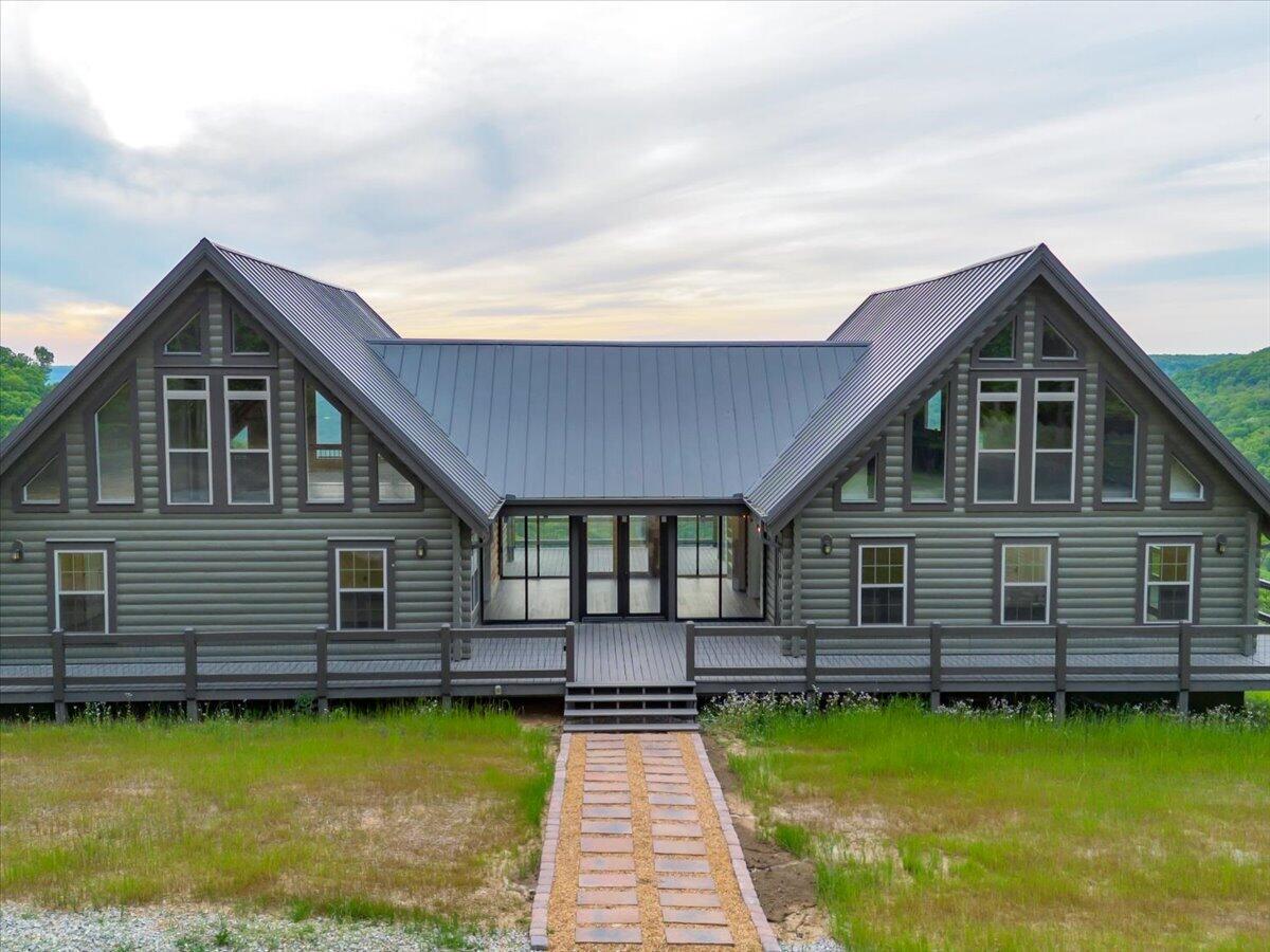 315 Morris Point Lane