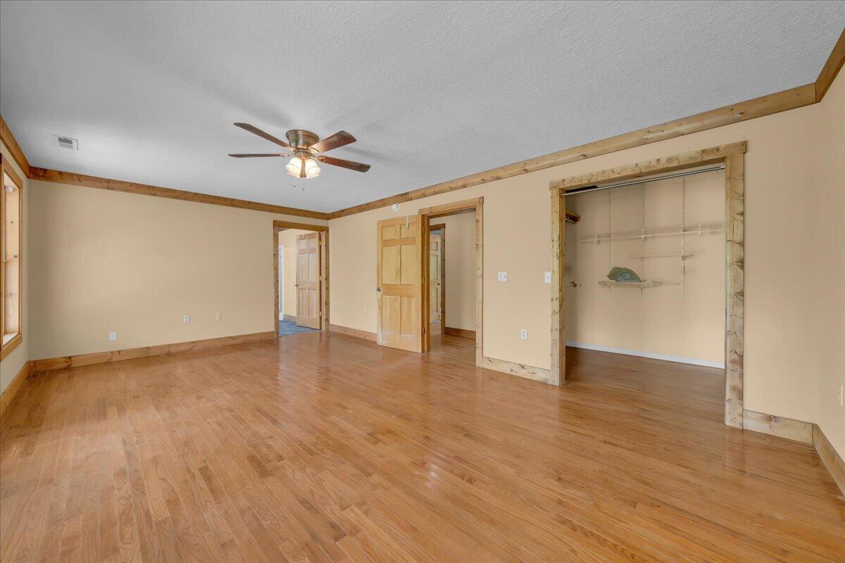 360 Dixon Cove Road