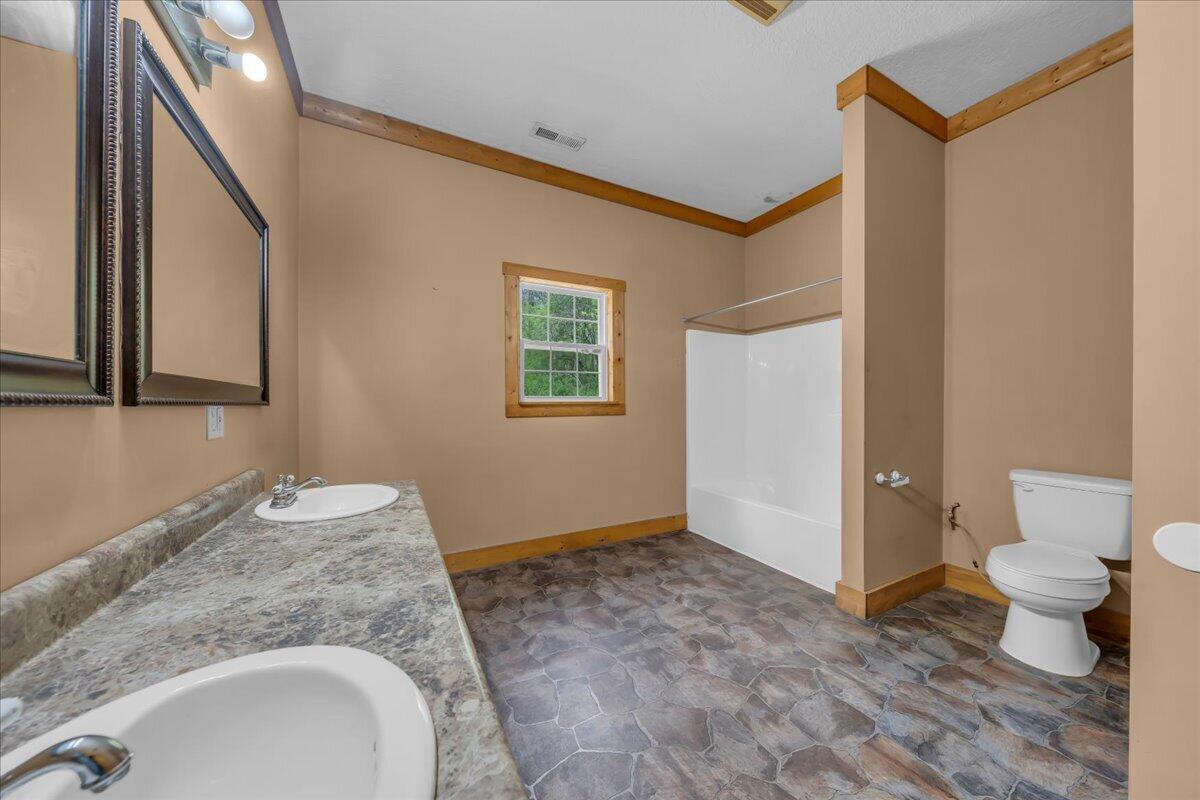 360 Dixon Cove Road