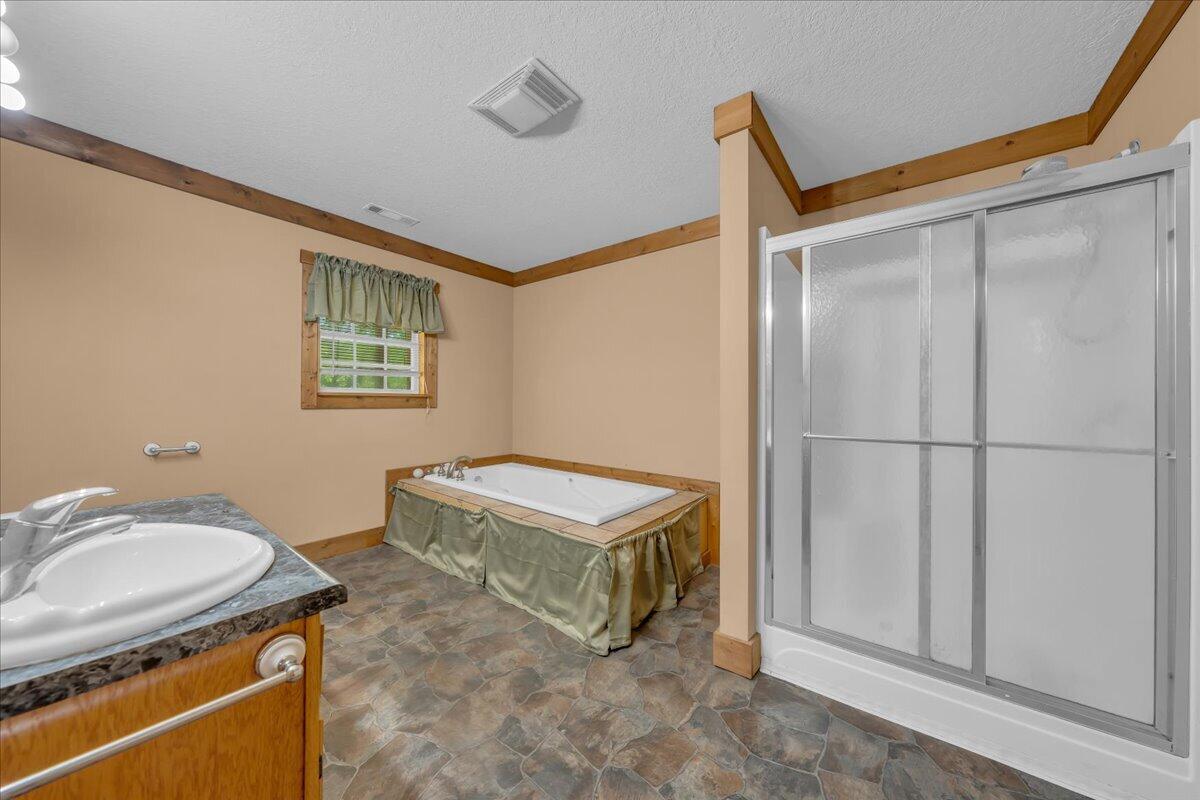 360 Dixon Cove Road
